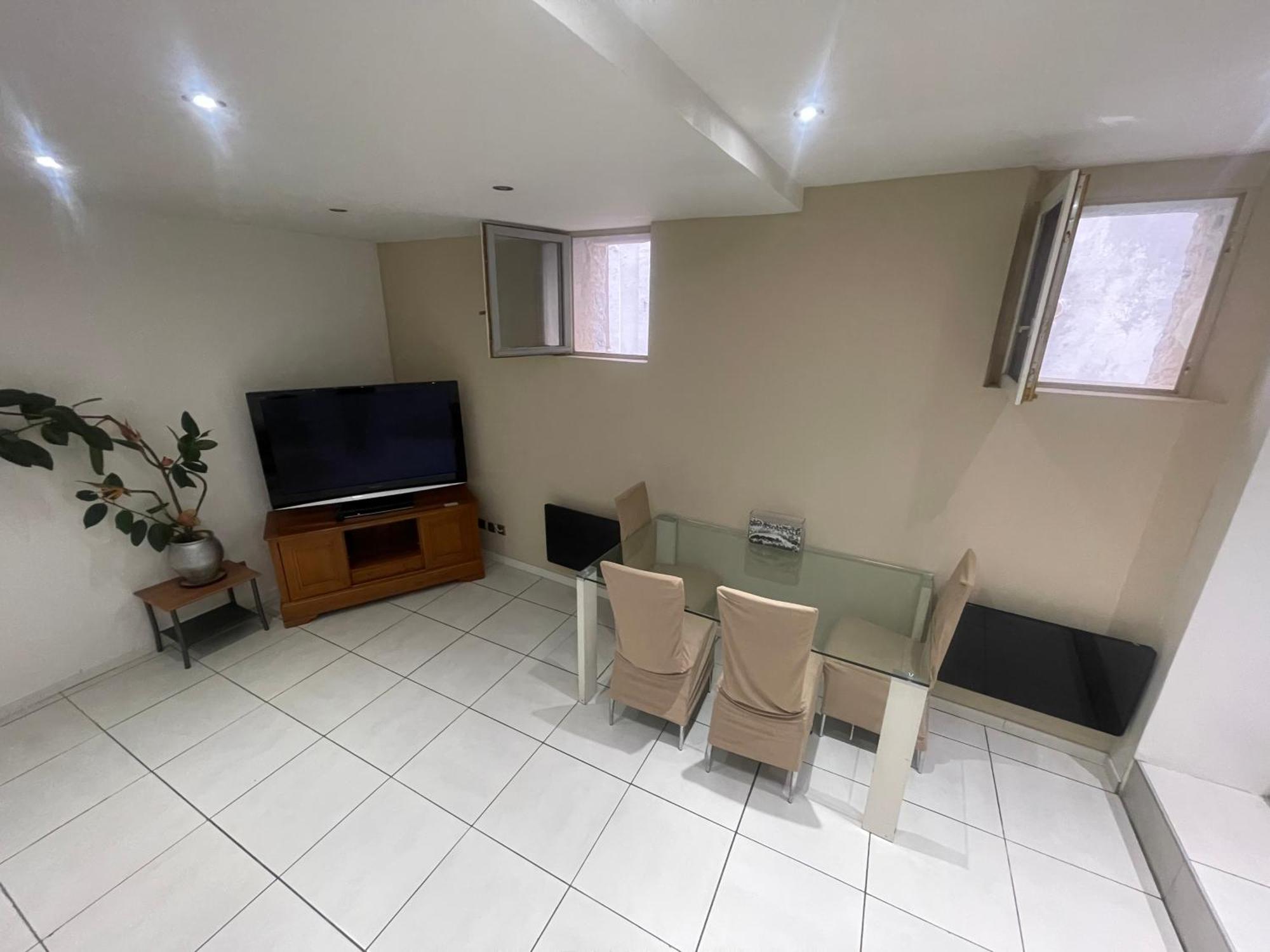 ז'יניאק Tres Bel Appartement Pres De Montpellier מראה חיצוני תמונה